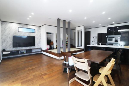 ���r���O -