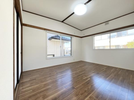 �m�� �m��6���̗l�q