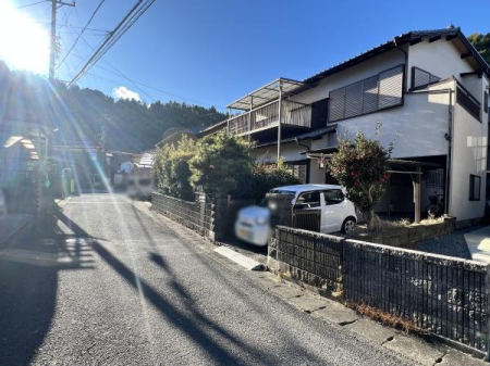 �O�ʓ��H�܂ތ��n�ʐ^ �O�ʓ��H�̗l�q�ł��I�Z��ʘH�Ƃ��Č�ʗʂ͏��Ȃ��ł�