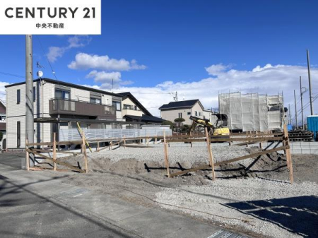 �O�ʓ��H�܂ތ��n�ʐ^ �P�����A�p�n�E������̍D���n�ł���i2026.2.8�B�e�j