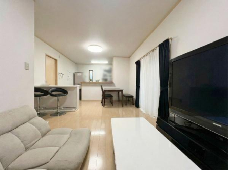 ���r���O �i�`�������e�C�X�g�̗D�����_�炩���F�g���̃t���[�����O���f�G�ȃ��r���O�I
�C���e���A���l����̂��y���݂ł��ˁ�
