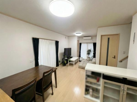 ���r���O �i�`�������e�C�X�g�̗D�����_�炩���F�g���̃t���[�����O���f�G�ȃ��r���O�I
�C���e���A���l����̂��y���݂ł��ˁ�
