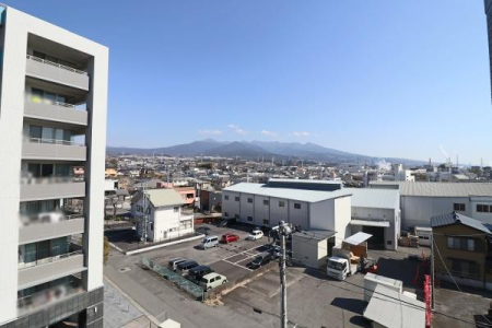 �Z�˂���̒��]�ʐ^ -