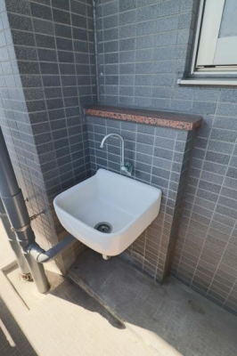 �o���R�j�[ -