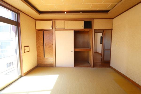 �m�� 2F�m��