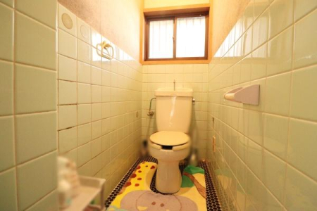 �g�C�� 1F�g�C��
�������\��