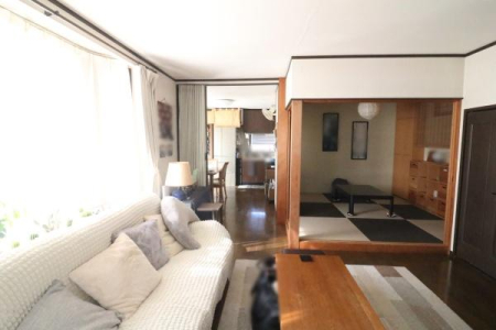 ���r���O LDK�̗l�q