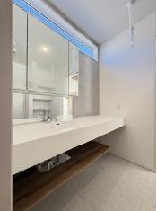 ���ʑ�E���ʏ� ���ʏ��̗l�q