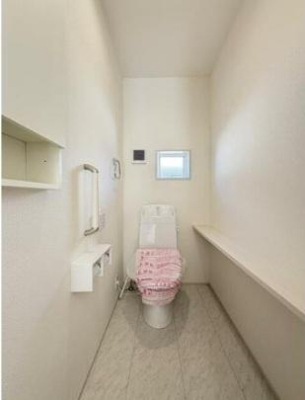 �g�C�� �g�C���̗l�q