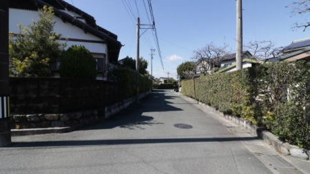 �O�ʓ��H�܂ތ��n�ʐ^ �k���O�ʓ��H