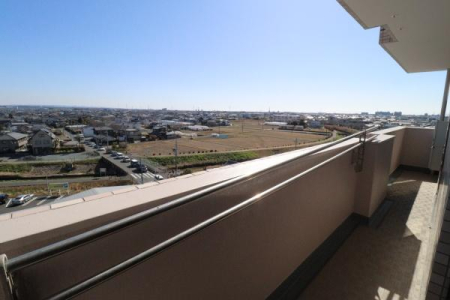 �o���R�j�[ -