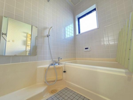 ���� �L�X�Ƃ��������������F�����̗�����1���̔����X�b�L���Ǝ���Ă������K�ȋ�Ԃł��B
