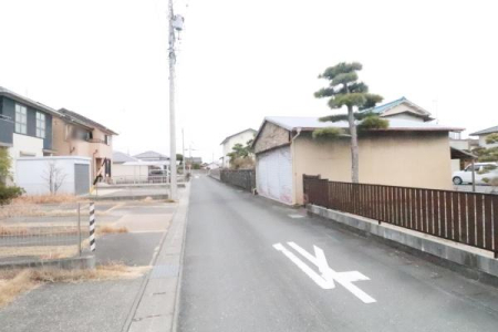 �O�ʓ��H�܂ތ��n�ʐ^ �k�����H�̗l�q