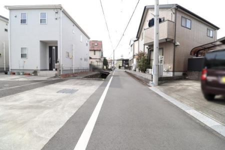 �O�ʓ��H�܂ތ��n�ʐ^ -