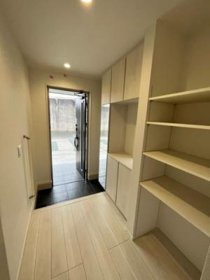 ���� ���݋��Z���̂��߁A�����ʐ^�͐V�z���̂��̂��f�ڂ��Ă���܂��B�i������n���E����D��ƂȂ�܂��j