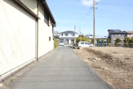 �O�ʓ��H�܂ތ��n�ʐ^ -