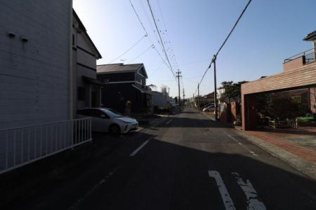 �O�ʓ��H�܂ތ��n�ʐ^ -