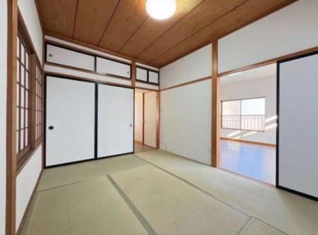 �a�� ����Ɨ��������w�a���x�����������g���ȓ������ɂ��E�g�E�g���Ă��܂��܂��I
