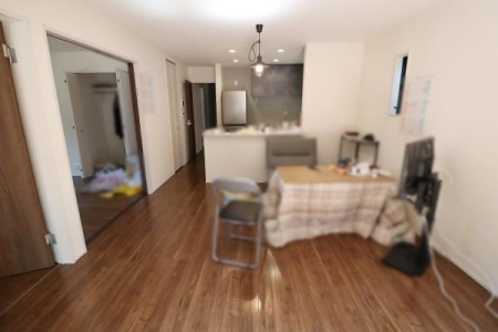 ���r���O -