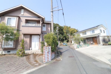 �O�ʓ��H�܂ތ��n�ʐ^ -