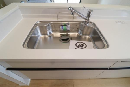 �L�b�`�� �V���N�̗l�q