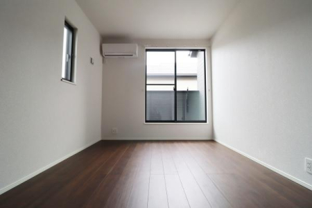 �m�� 2�K�m��6���̗l�q