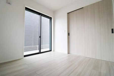 �m�� �P�K�m��4.5���̗l�q