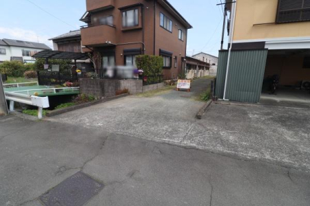 �O�ʓ��H�܂ތ��n�ʐ^ -