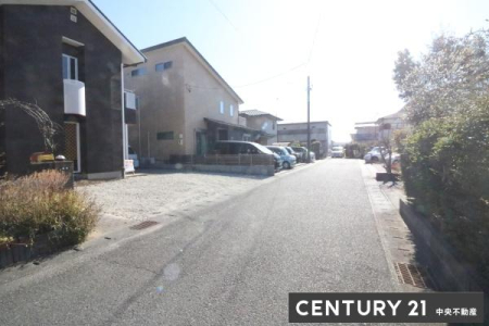 �O�ʓ��H�܂ތ��n�ʐ^ �O�ʓ��H�̗l�q�ł��B