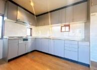 �L�b�`�� �V�X�e���L�b�`���̗l�q