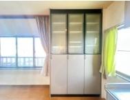 �L�b�`�� �J�b�v�{�[�h�̗l�q