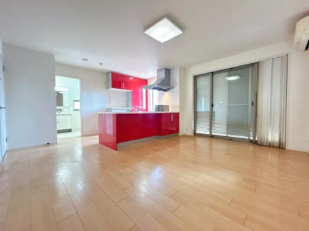 ���r���O �ǎ����ւ��A�V�[�����O���C�g�����\��