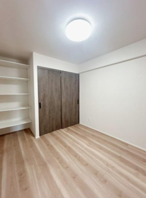 �m�� �m��4.5���̗l�q