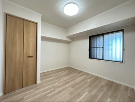 �m�� �m��4���̗l�q