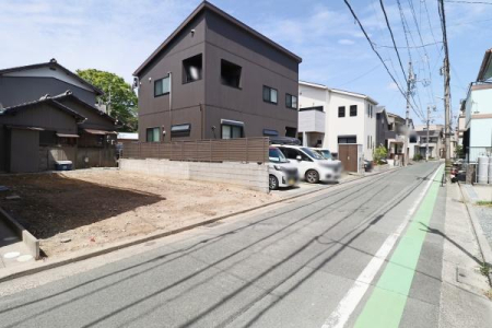 �O�ʓ��H�܂ތ��n�ʐ^ -