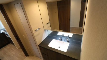 ���ʑ�E���ʏ� -