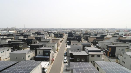 �Z�˂���̒��]�ʐ^ �ŏ�K����̒���