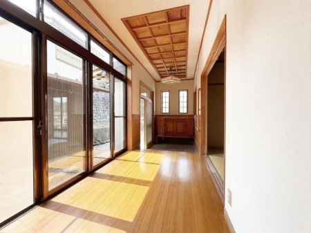 ���̑����� �z�[�����猺�ւ܂ł̃X�y�[�X