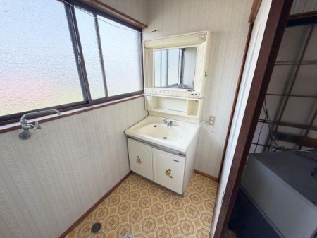 ���ʑ�E���ʏ� ���ʎ��͐���@��u���X�y�[�X���m�ۍς݁B�傫�ȑ������薾�邢�ł��B