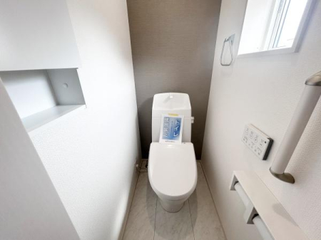 �g�C�� �y�PF�g�C���z�������֍��t���̃g�C���ŁA��N��ʂ��ĉ��K�ɂ����p�ł��܂��B