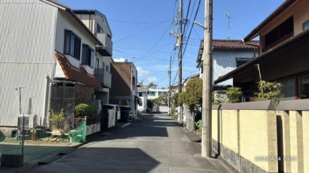 �O�ʓ��H�܂ތ��n�ʐ^ -