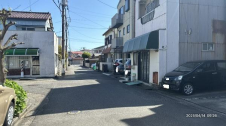 �O�ʓ��H�܂ތ��n�ʐ^ -