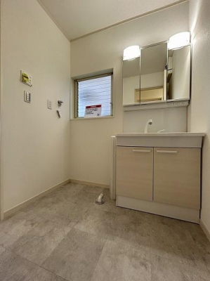 ���ʑ�E���ʏ� -