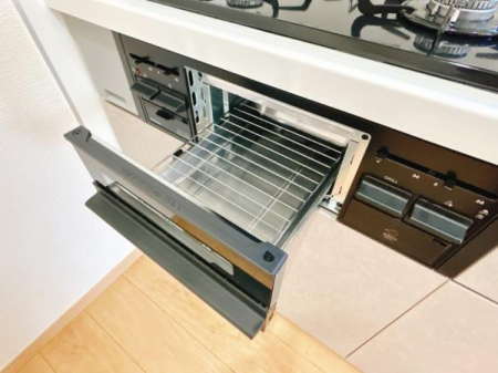 �L�b�`�� �R���R�����E�O�����t���̃V�X�e���L�b�`����

