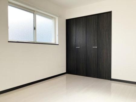 �m�� �y�PF�m���z�C���e���A���f���锒����Ƃ��������I���[�I�̔����V�b�N�ȕ��͋C�ɂ����Ă���܂��B