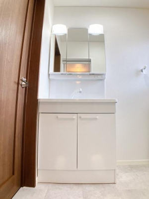 ���ʑ�E���ʏ� -