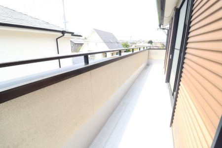 �o���R�j�[ -