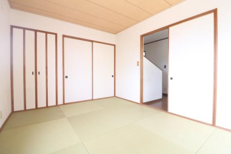 �a�� -