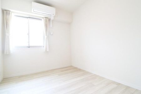 �m�� -