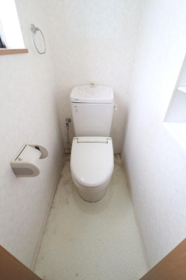 �g�C�� 2�K�g�C���̗l�q
